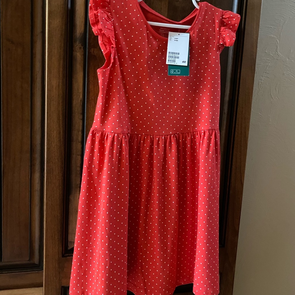 H&M girls red polka dot dress size 5/6 Never worn